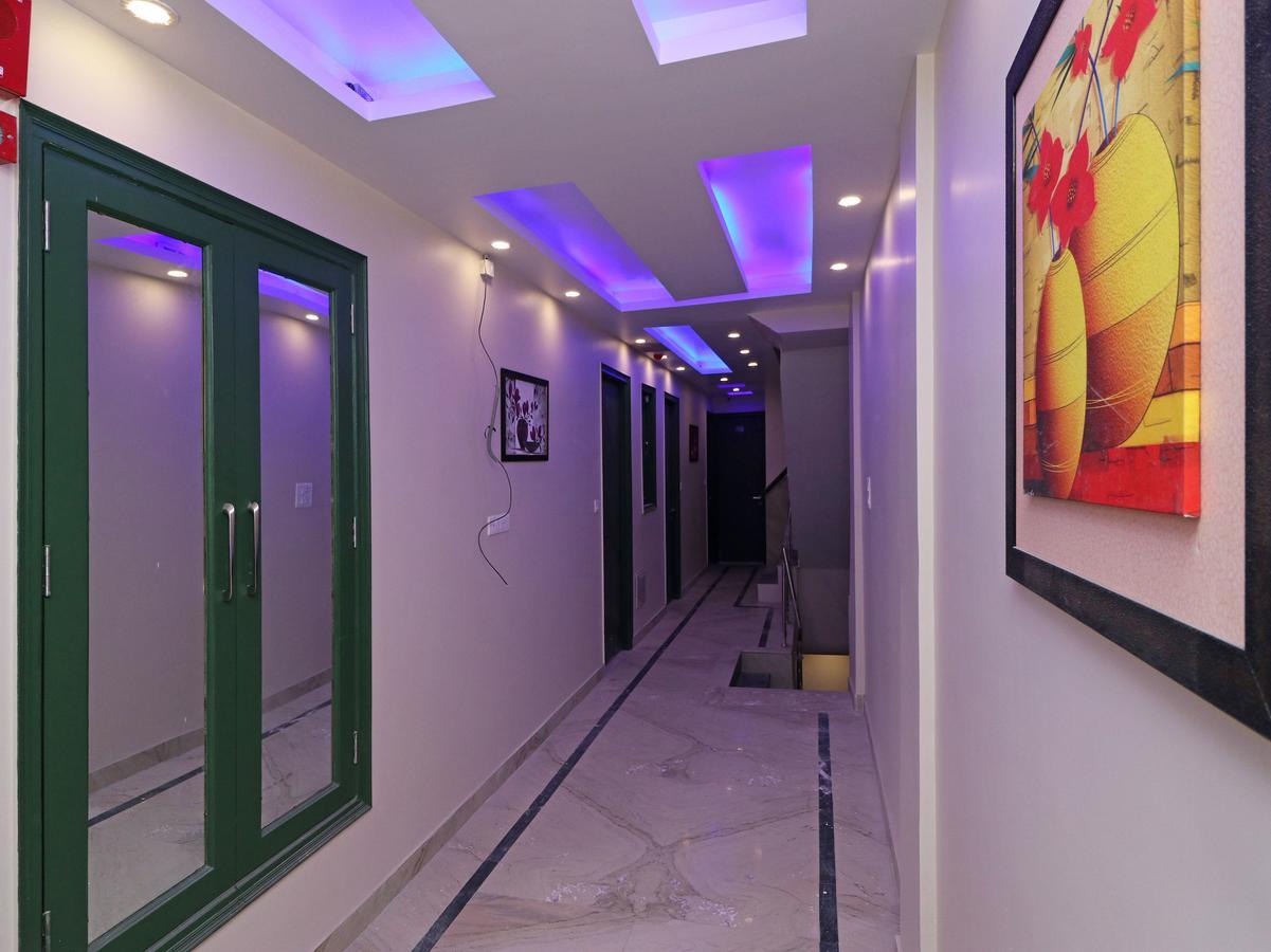 Oyo 11593 Hotel Aman Guest House Nowe Delhi Zewnętrze zdjęcie