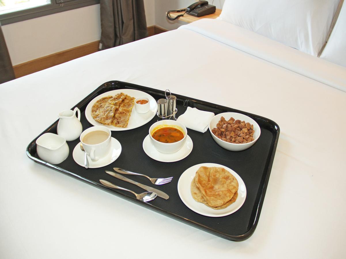Oyo 11593 Hotel Aman Guest House Nowe Delhi Zewnętrze zdjęcie