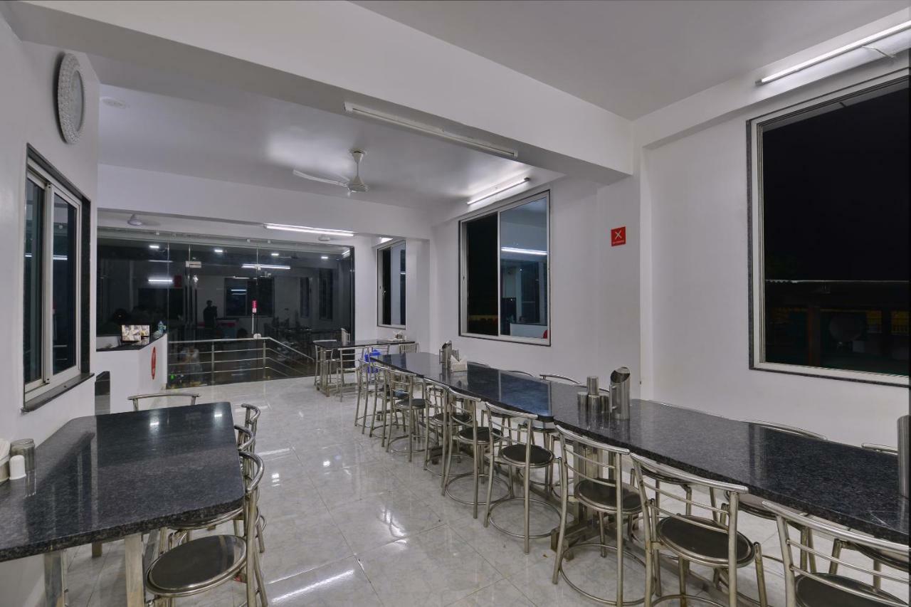 Oyo 11593 Hotel Aman Guest House Nowe Delhi Zewnętrze zdjęcie