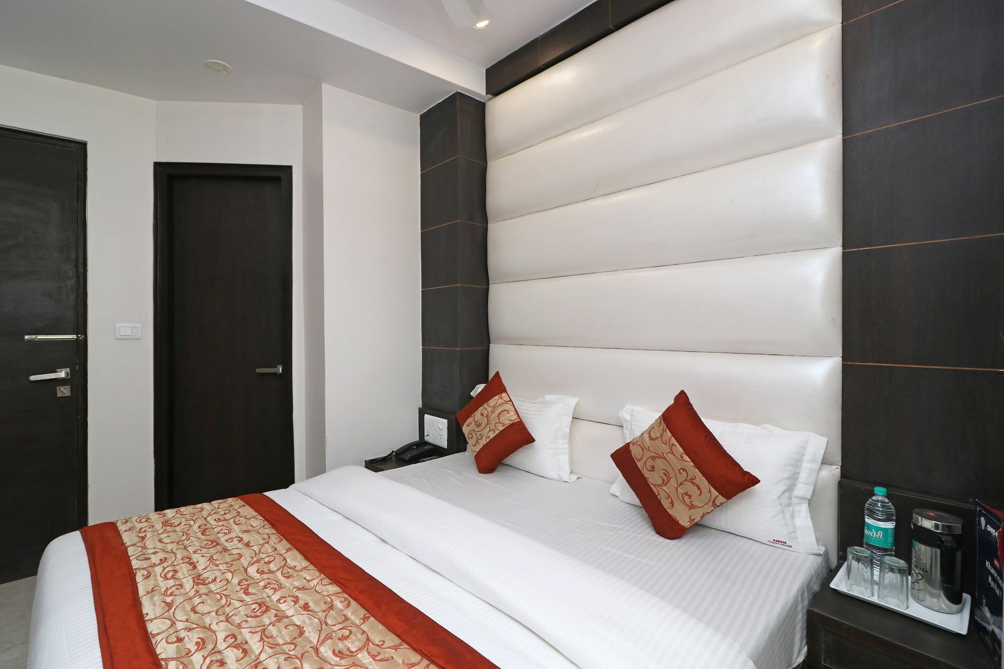 Oyo 11593 Hotel Aman Guest House Nowe Delhi Zewnętrze zdjęcie