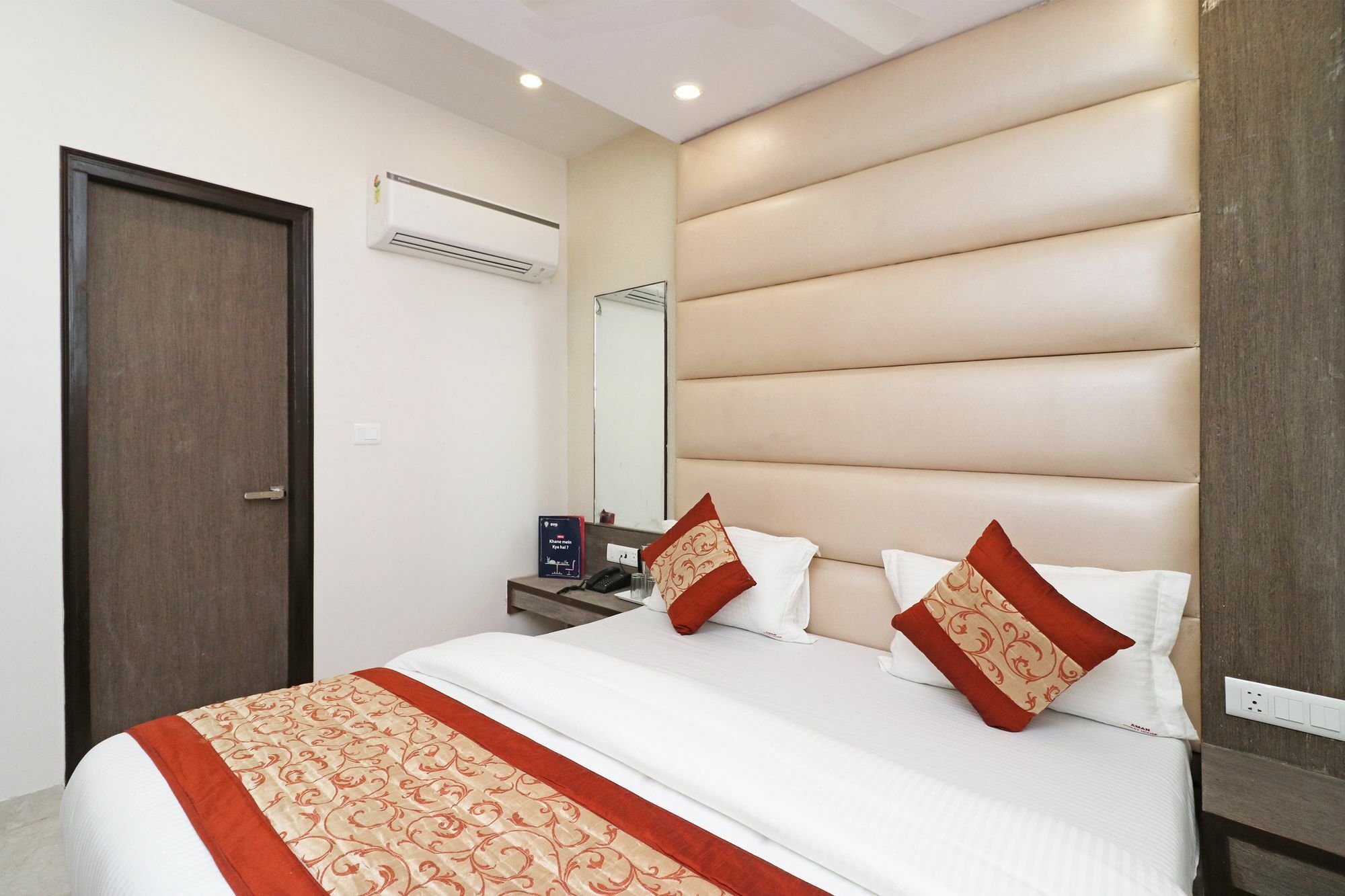 Oyo 11593 Hotel Aman Guest House Nowe Delhi Zewnętrze zdjęcie
