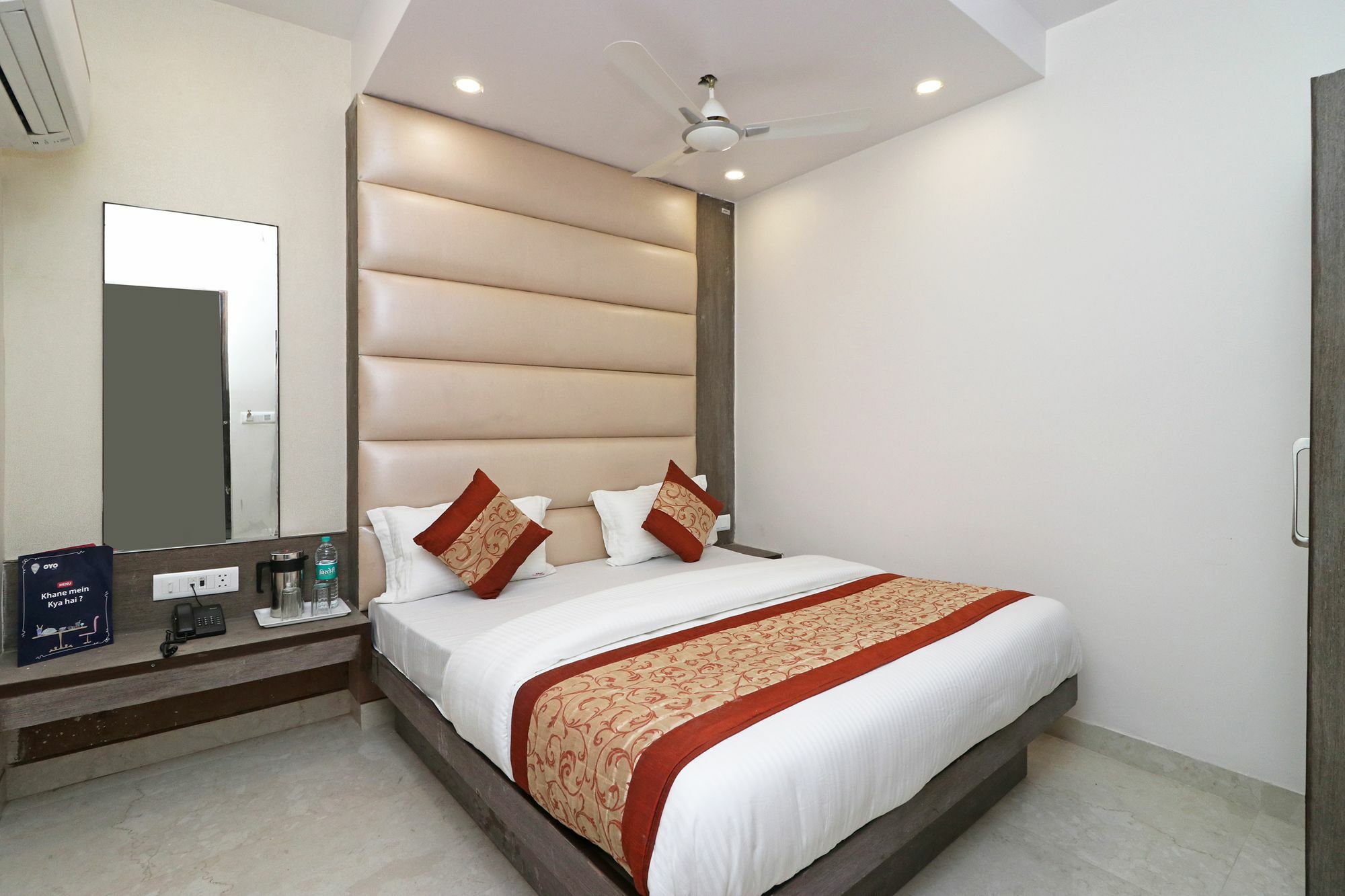 Oyo 11593 Hotel Aman Guest House Nowe Delhi Zewnętrze zdjęcie