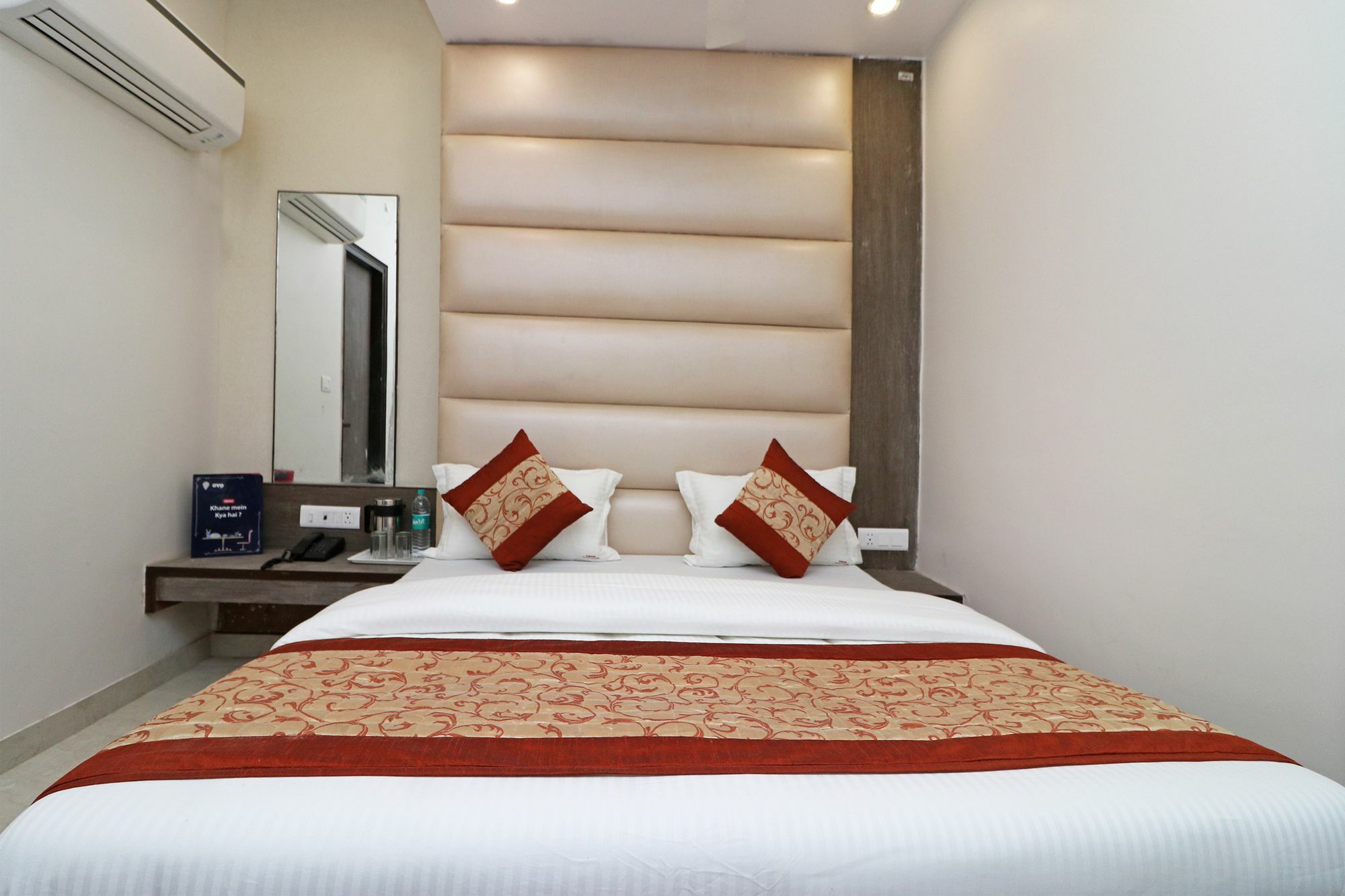 Oyo 11593 Hotel Aman Guest House Nowe Delhi Zewnętrze zdjęcie